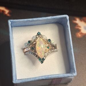 Size 8 ring 3 piece fairy ring set